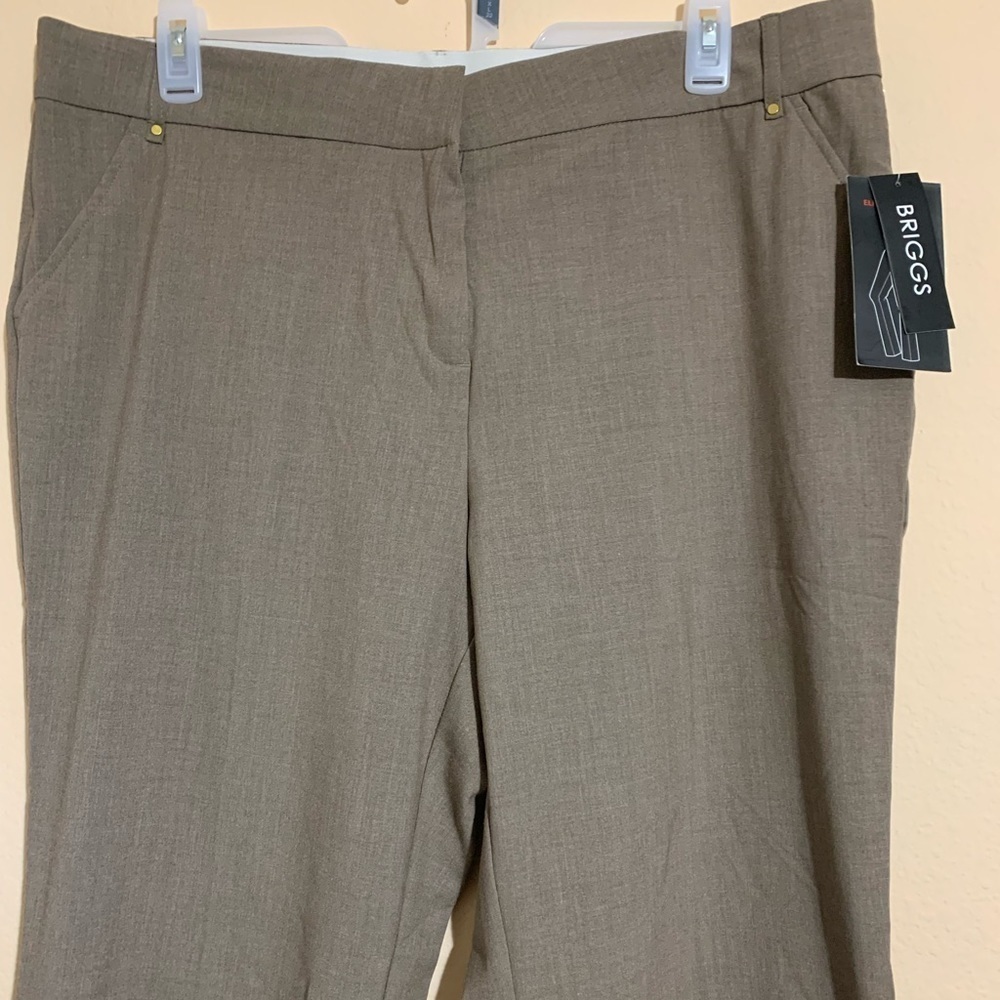 Briggs Women’s Stretch Capri Pants Size 18W - Picture 3 of 9